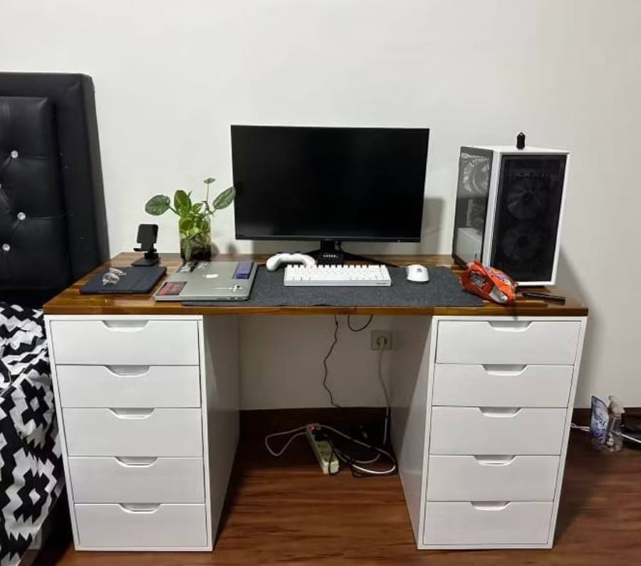 Meja Kerja + Nakas